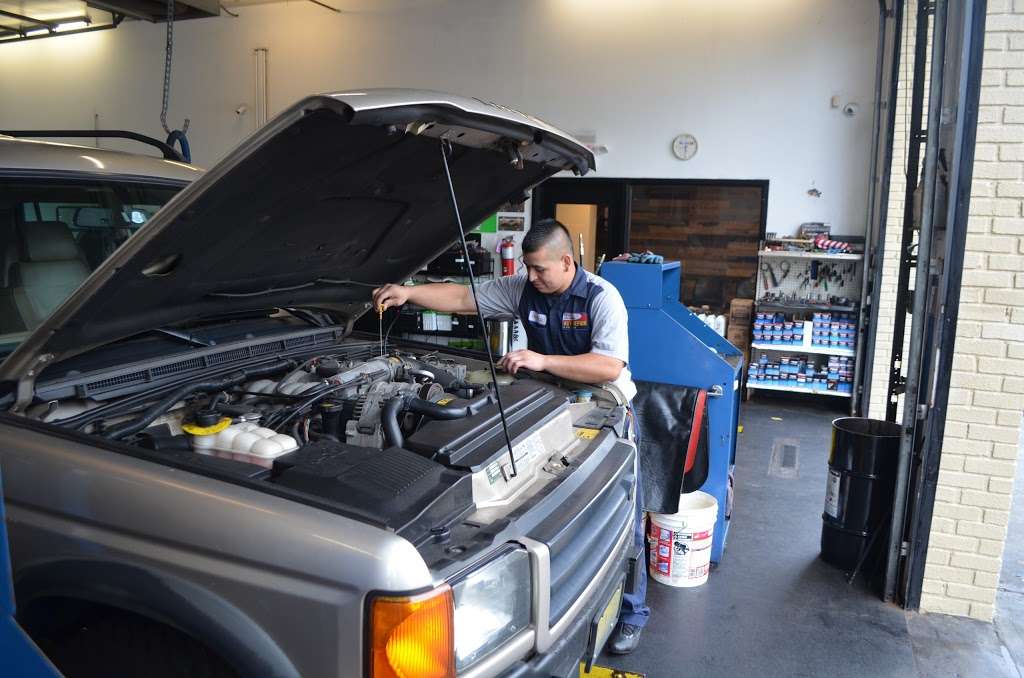 8 Min Oil Change Auto Repair & Tire Center | 174 Mountain Ave, Springfield Township, NJ 07081, USA | Phone: (862) 206-3154