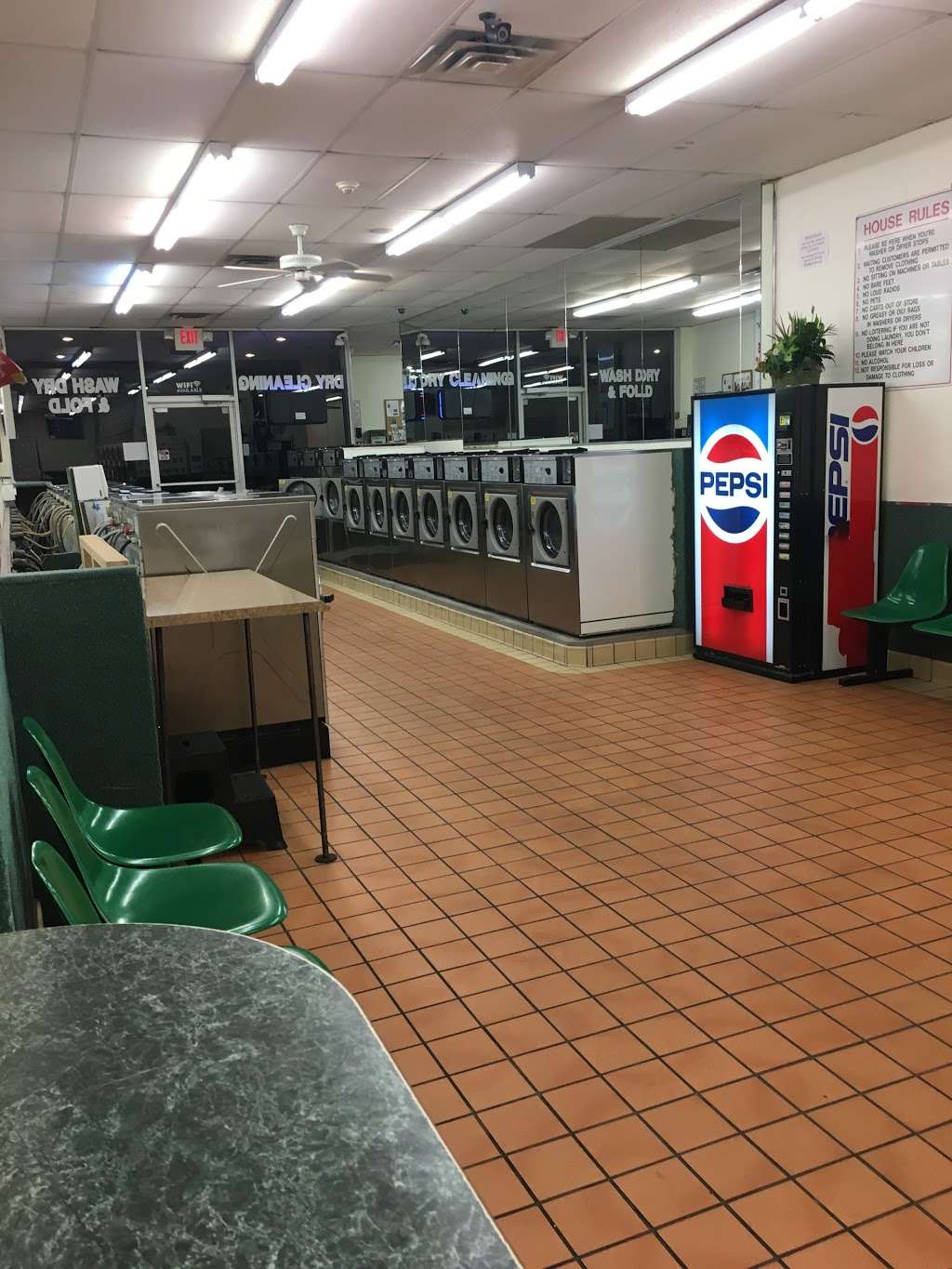 Dutchess Park Laundromat | 1545 NY-52, Fishkill, NY 12524, USA | Phone: (845) 896-5371