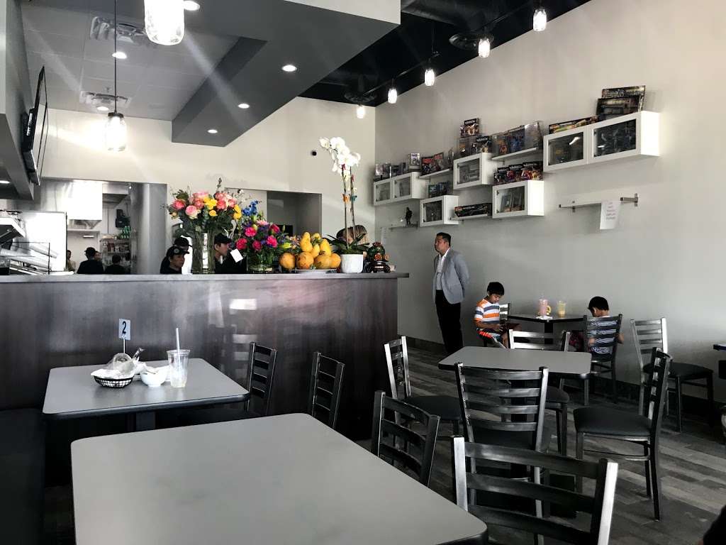 Retro Cafe | Vietnamese Restaurant | Sandwiches | 27200 US-290 Suite #120, Cypress, TX 77433, USA | Phone: (281) 304-2474