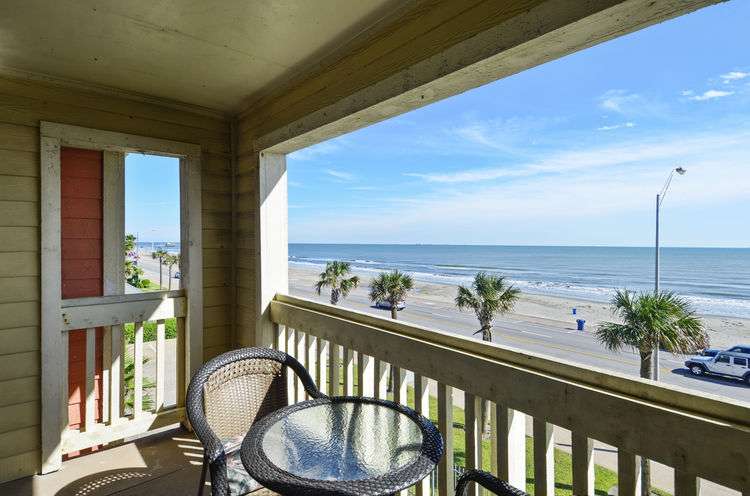 Absolute Paradise Luxury Vacation Rental Condo | 7000 Seawall Blvd #1031, Galveston, TX 77551, USA | Phone: (409) 740-1600