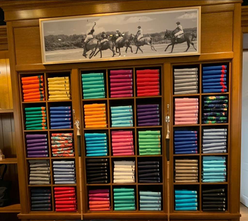 Ralph Lauren - Miami International Airport | 5200 NW 21st St, Miami, FL 33142, USA | Phone: (305) 869-4744