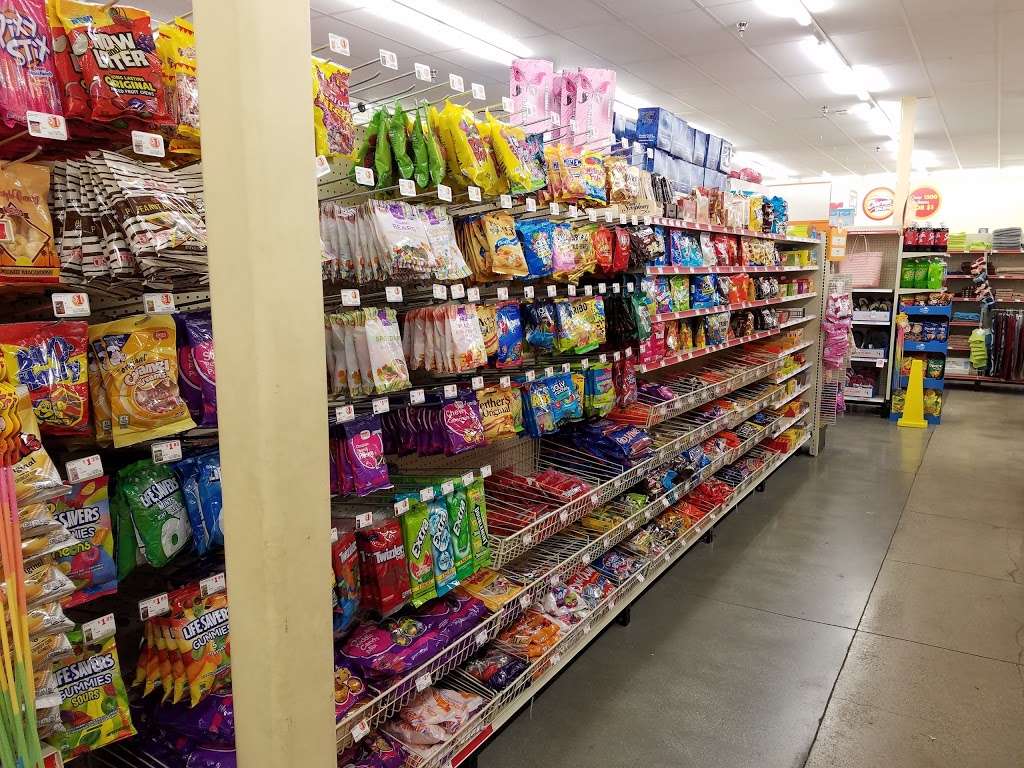 Family Dollar | 1710 Main St, Riverside, CA 92501, USA | Phone: (951) 275-5029