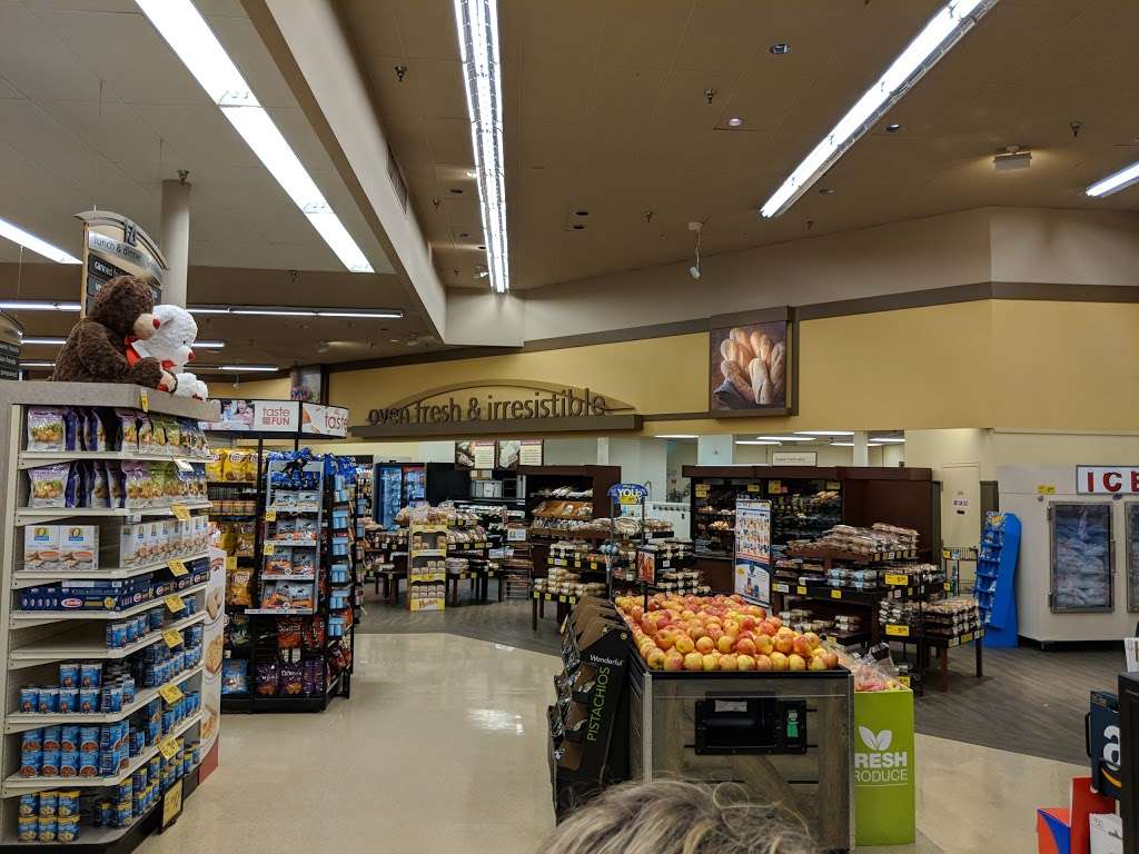 Safeway | 151 Walkers Village Way, Walkersville, MD 21793, USA | Phone: (301) 845-2844