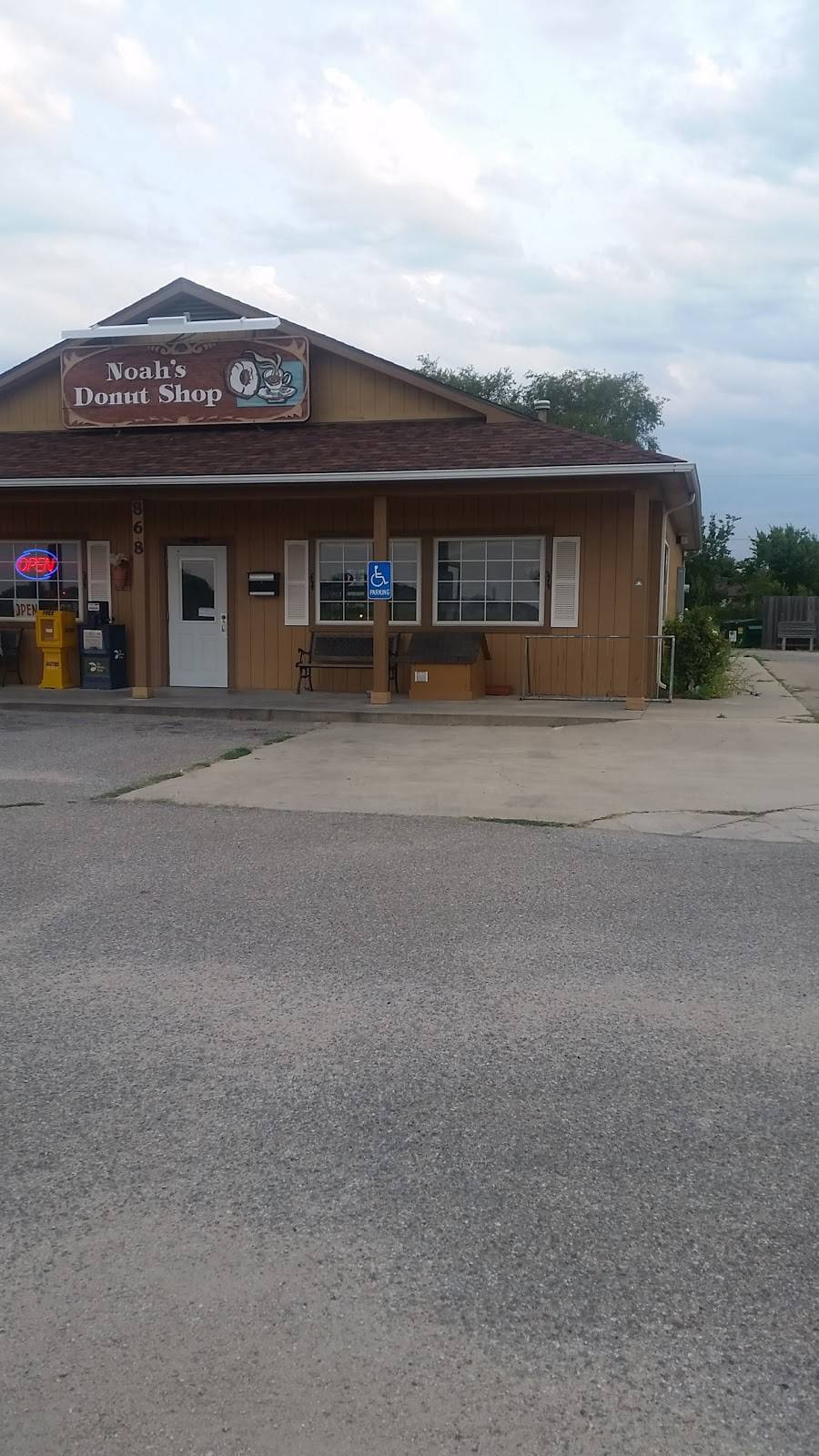 Noahs Donut Shop | 868 E Grand Ave, Haysville, KS 67060, USA | Phone: (316) 522-1211