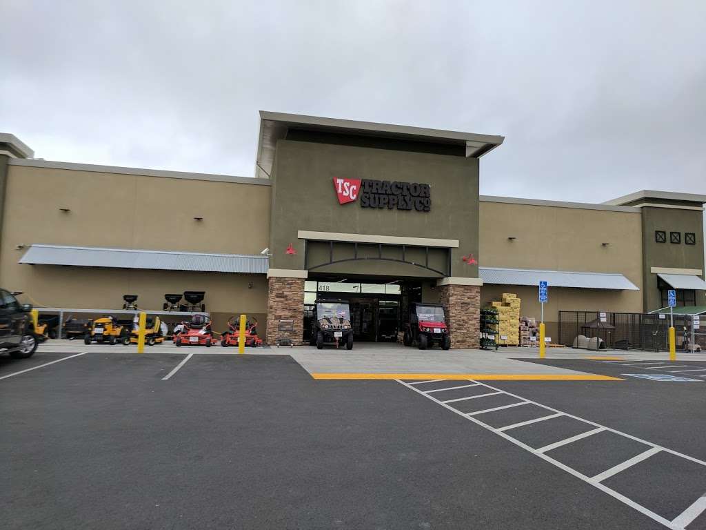 Tractor Supply Co. | 418 Napa Junction Rd, American Canyon, CA 94503, USA | Phone: (707) 558-0588