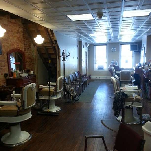 Mens Club Barber Shop | 7617 Ridge Ave, Philadelphia, PA 19128, USA | Phone: (215) 483-1831