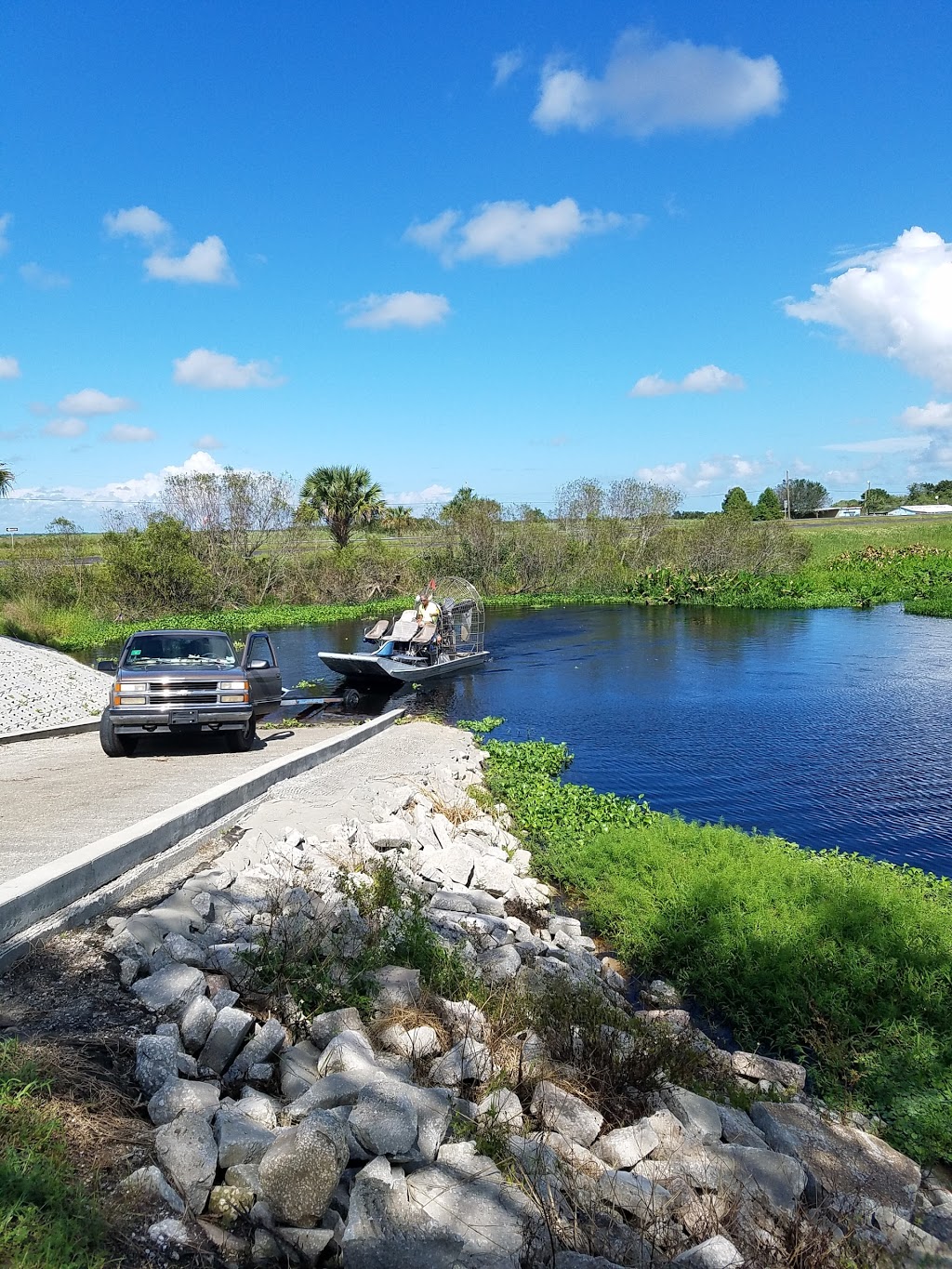 Rays Airboat Rides | 1242 Cupid Ave, Christmas, FL 32709, USA | Phone: (321) 360-4659