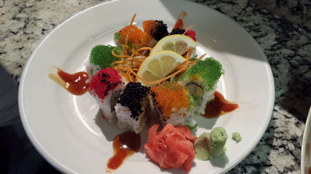 Lake Dora Sushi & Sake | 227 E Main St, Tavares, FL 32778, USA | Phone: (352) 343-6313