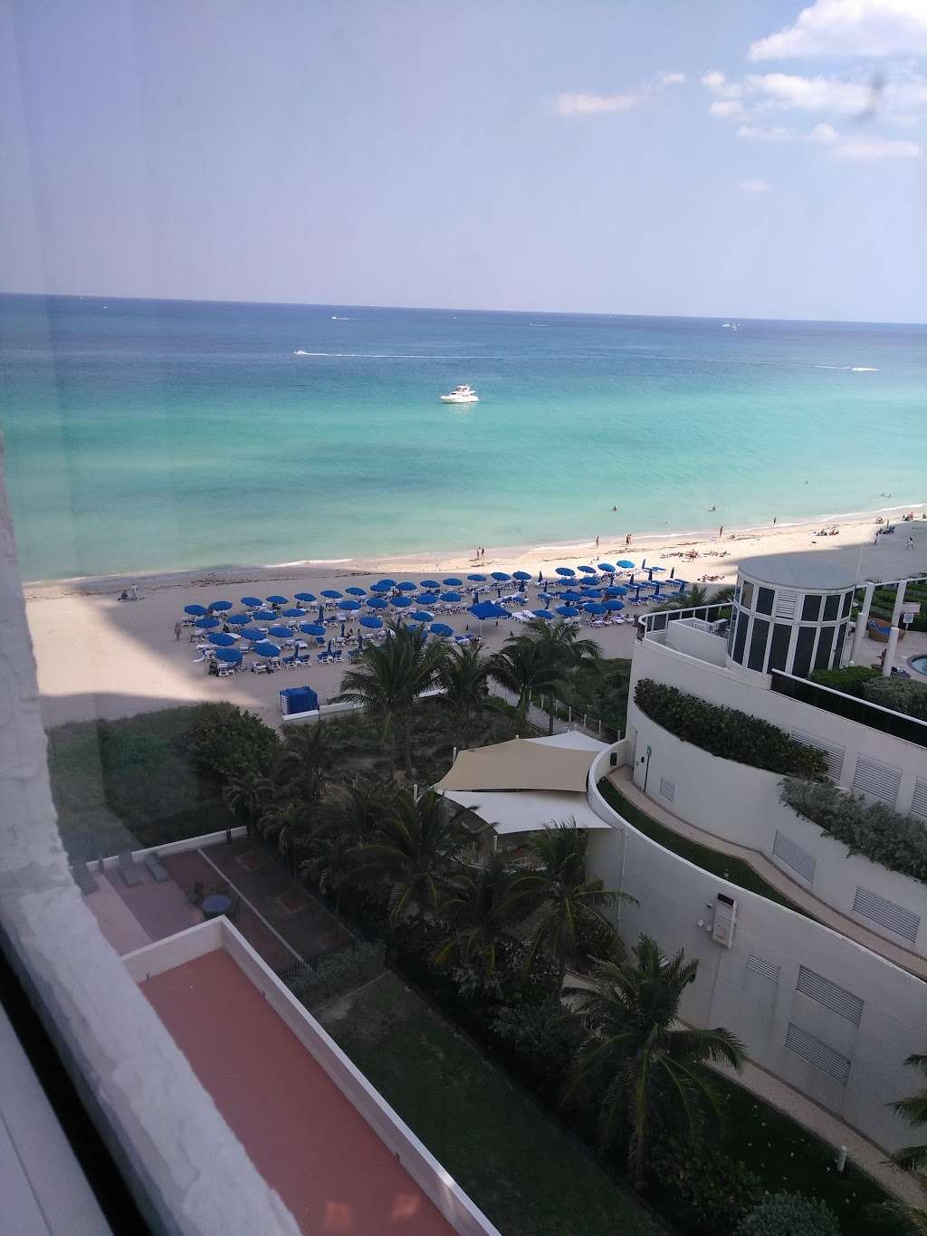 Florida Ocean Club | 17275 Collins Ave, Sunny Isles Beach, FL 33160, USA | Phone: (305) 948-0332