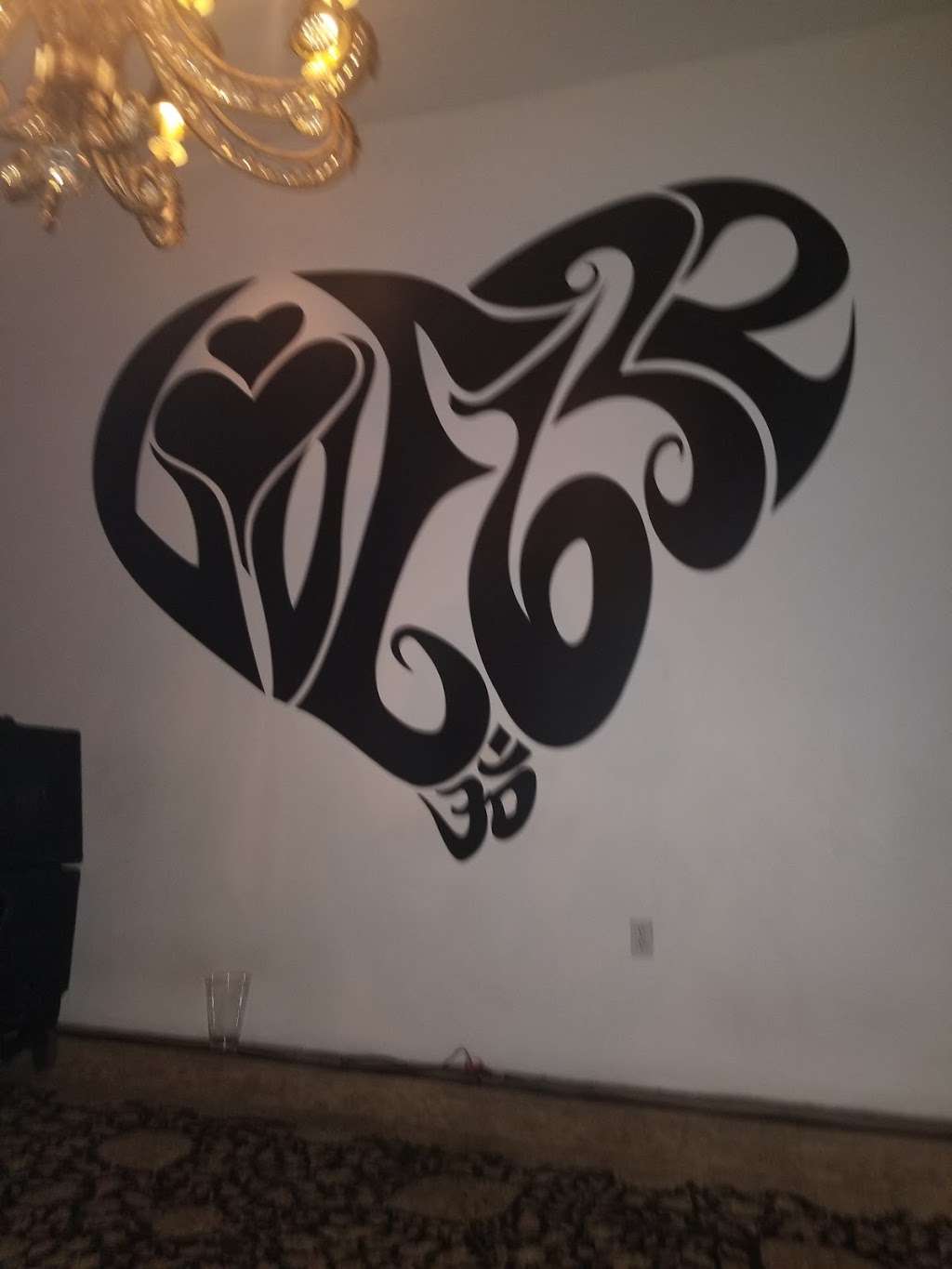 Love632 | 4757 W Adams Blvd, Los Angeles, CA 90016, USA