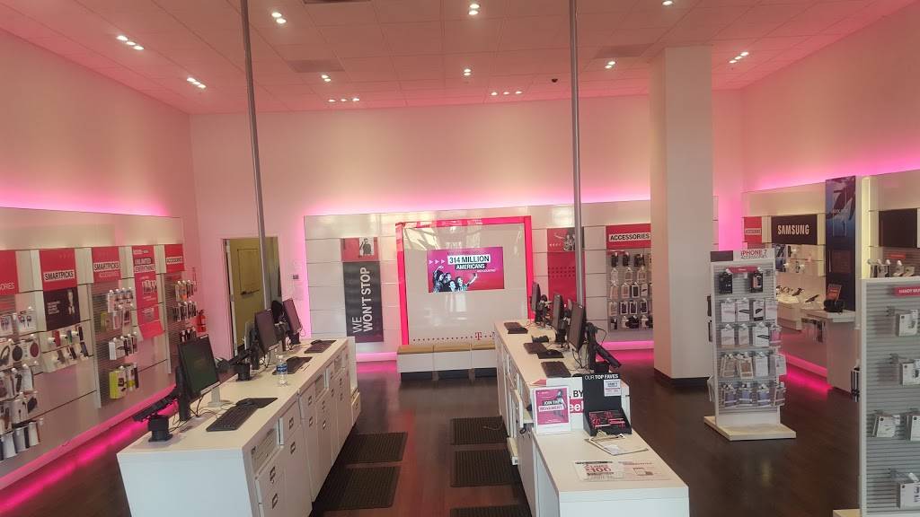 T-Mobile | 4219 S Othello St Suite #105A, Seattle, WA 98118, USA | Phone: (206) 721-8643