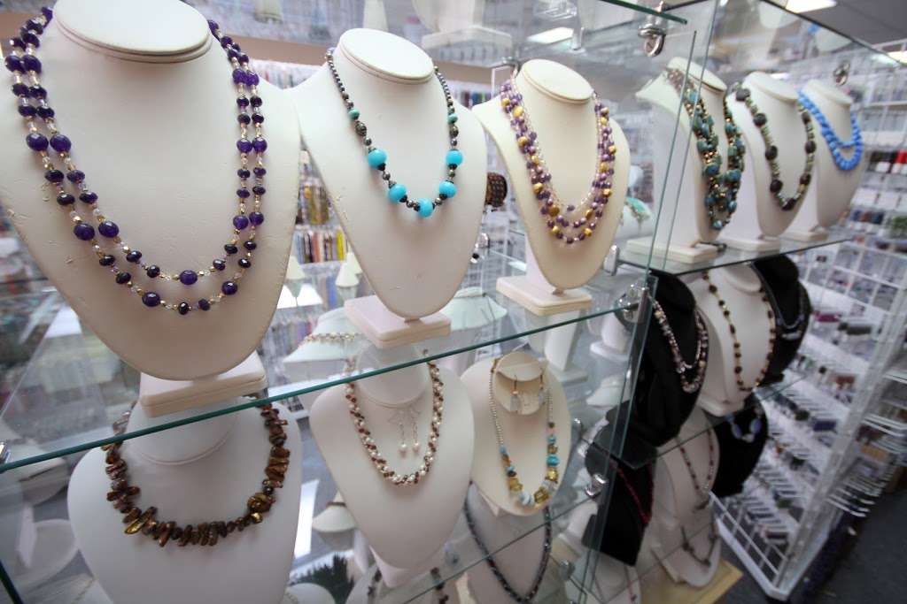 1960 Beads | 5050 Cypress Creek Pkwy #127A, Houston, TX 77069, USA | Phone: (281) 895-0002