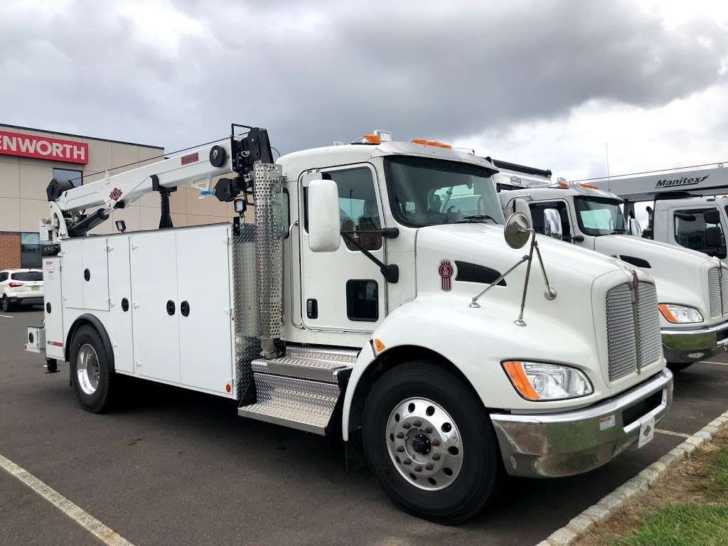 Gabrielli Kenworth, Ridgefield Park | 239 Bergen Turnpike, Ridgefield Park, NJ 07660, USA | Phone: (201) 379-4585