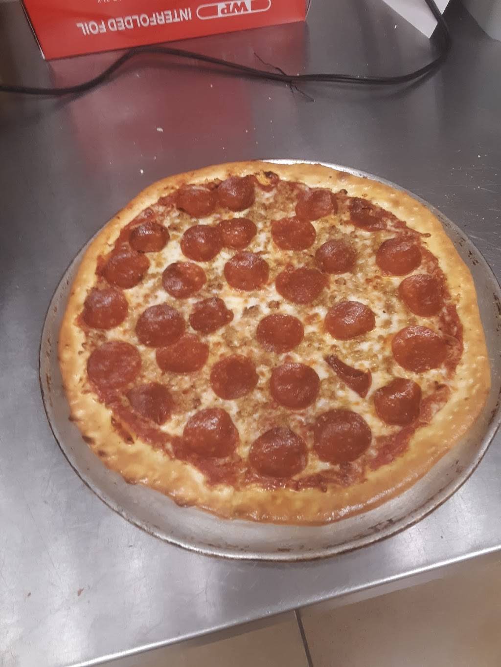 Midwest Pizza and Subs | 1520 N Wells St, Fort Wayne, IN 46808, USA | Phone: (260) 203-9161