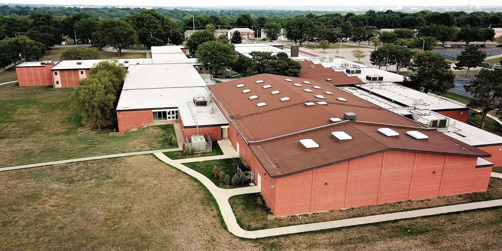 Westridge Middle School | 9300 Nieman Rd, Overland Park, KS 66214, USA | Phone: (913) 993-1200