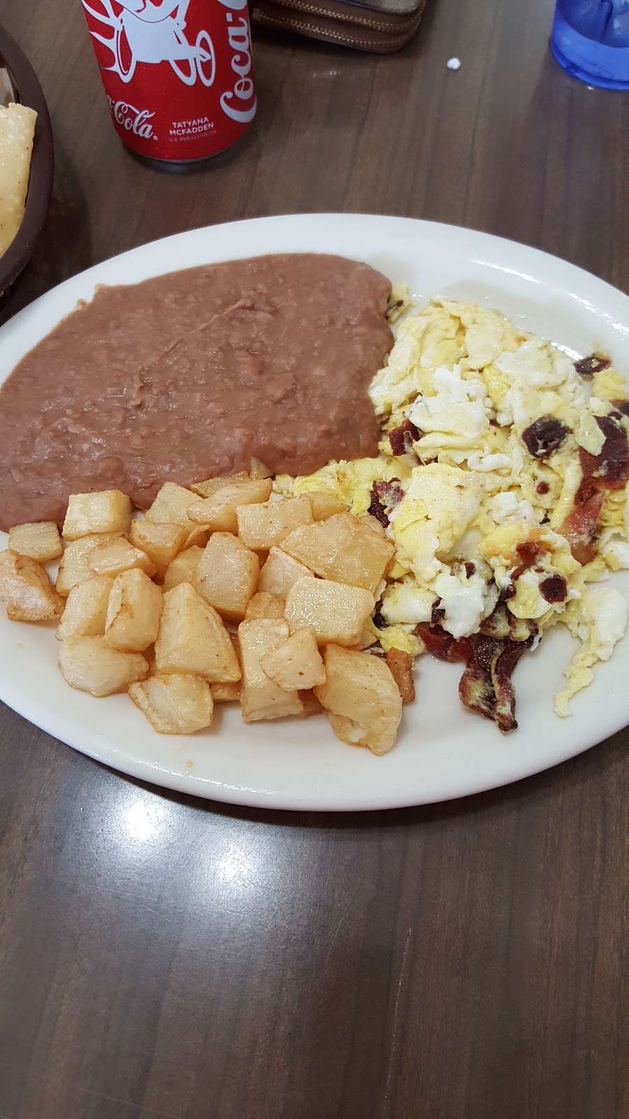 La Placita Mexican Cafe | 5403 W Commerce St, San Antonio, TX 78237, USA | Phone: (210) 433-6622