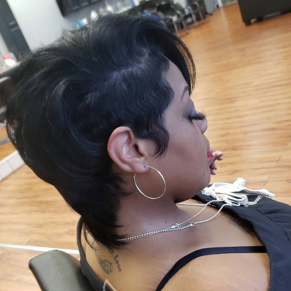 next level hair salon | 2104 E Seymour Ave, Cincinnati, OH 45237, USA | Phone: (513) 351-5299