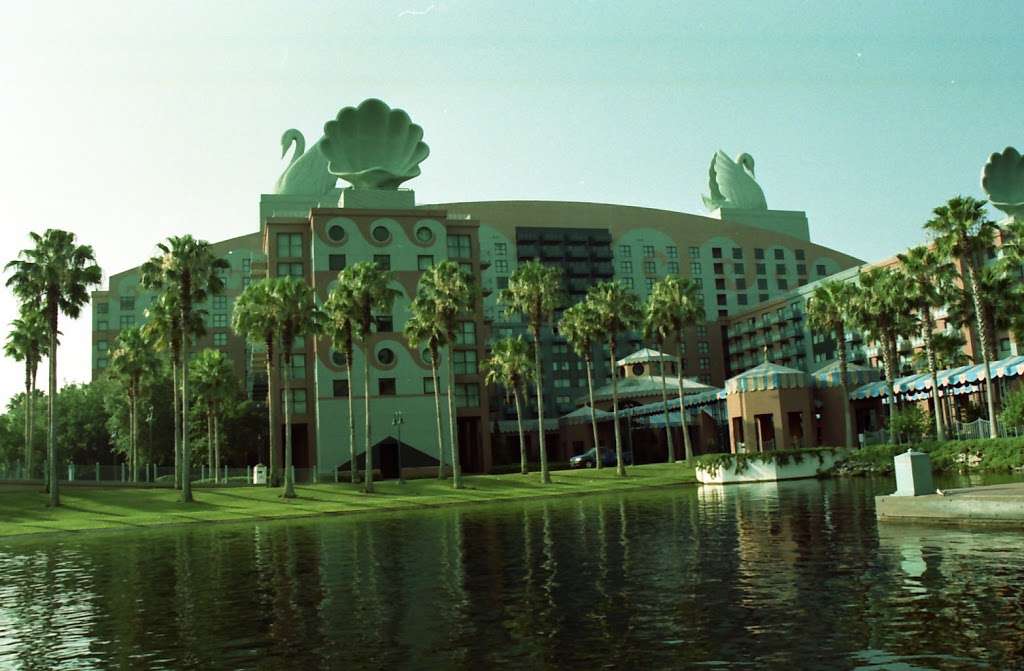 Boat Launch Walt Disney World Dolphin Hotel | Kissimmee, FL 34747, USA