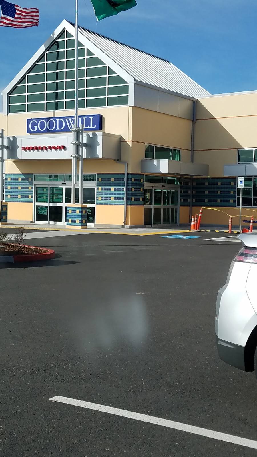 GOODWILL | Fourth Plain & 140th Ave, Vancouver, WA 98682, USA | Phone: (360) 869-7521