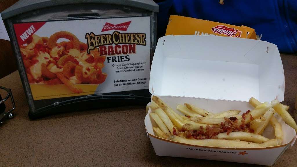 Hardees | 1001 US-31, New Whiteland, IN 46184, USA | Phone: (317) 535-5399