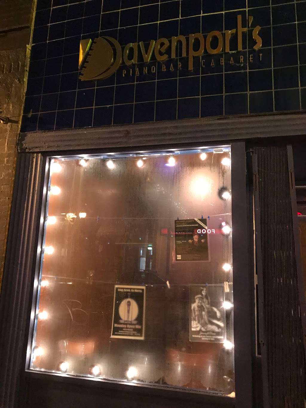 Davenports Piano Bar Cabaret | 1383 N Milwaukee Ave, Chicago, IL 60622, USA | Phone: (773) 278-1830