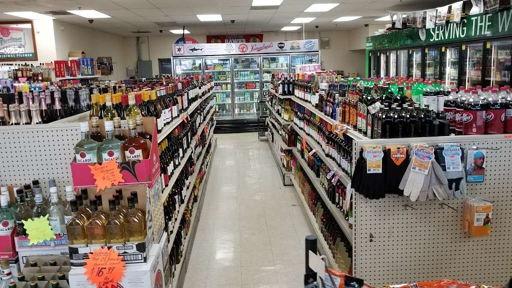 Lions Liquor | 1169 Bloomingdale Rd, Glendale Heights, IL 60139, USA | Phone: (630) 665-3041