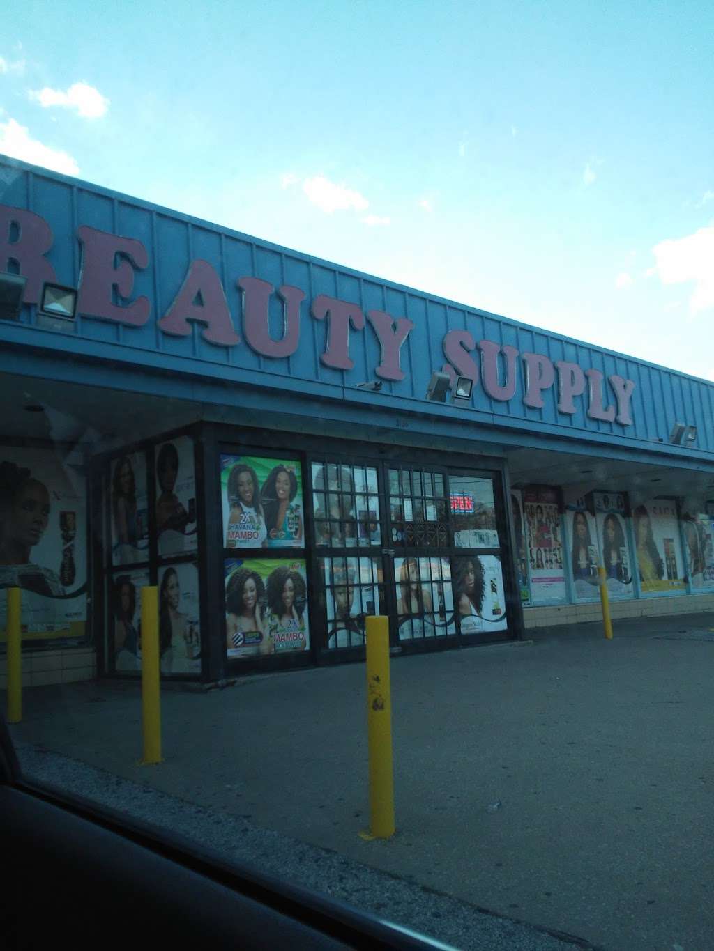 A Q Beauty Supply | 3136 N Stadium Dr, Kansas City, MO 64128, USA | Phone: (816) 861-7068