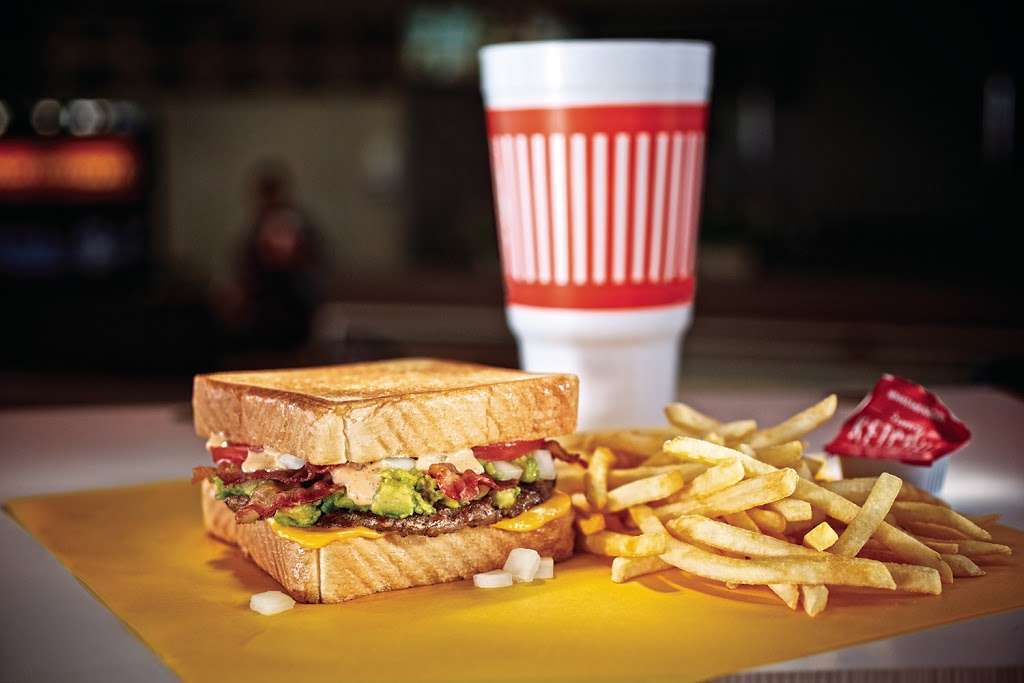 Whataburger | 12663 Veterans Memorial Dr, Houston, TX 77014, USA | Phone: (281) 440-1347