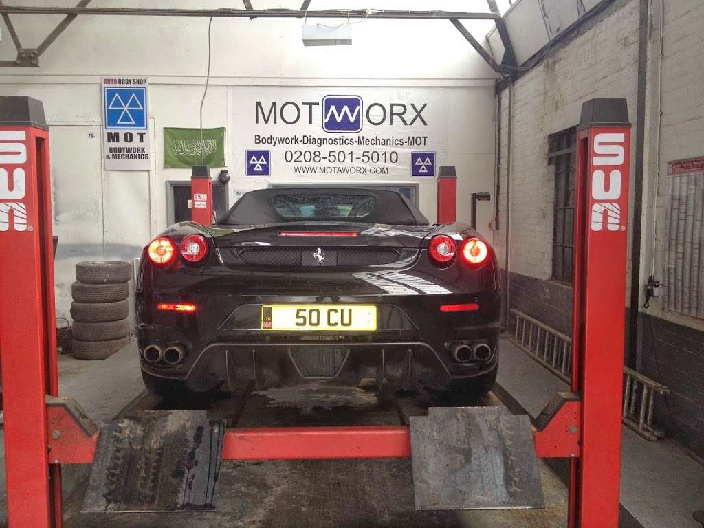 Motaworx service limited | Unit 8, Bracken Industrial Estate, 185 Forest Rd, Ilford IG6 3HX, UK | Phone: 020 8501 5010