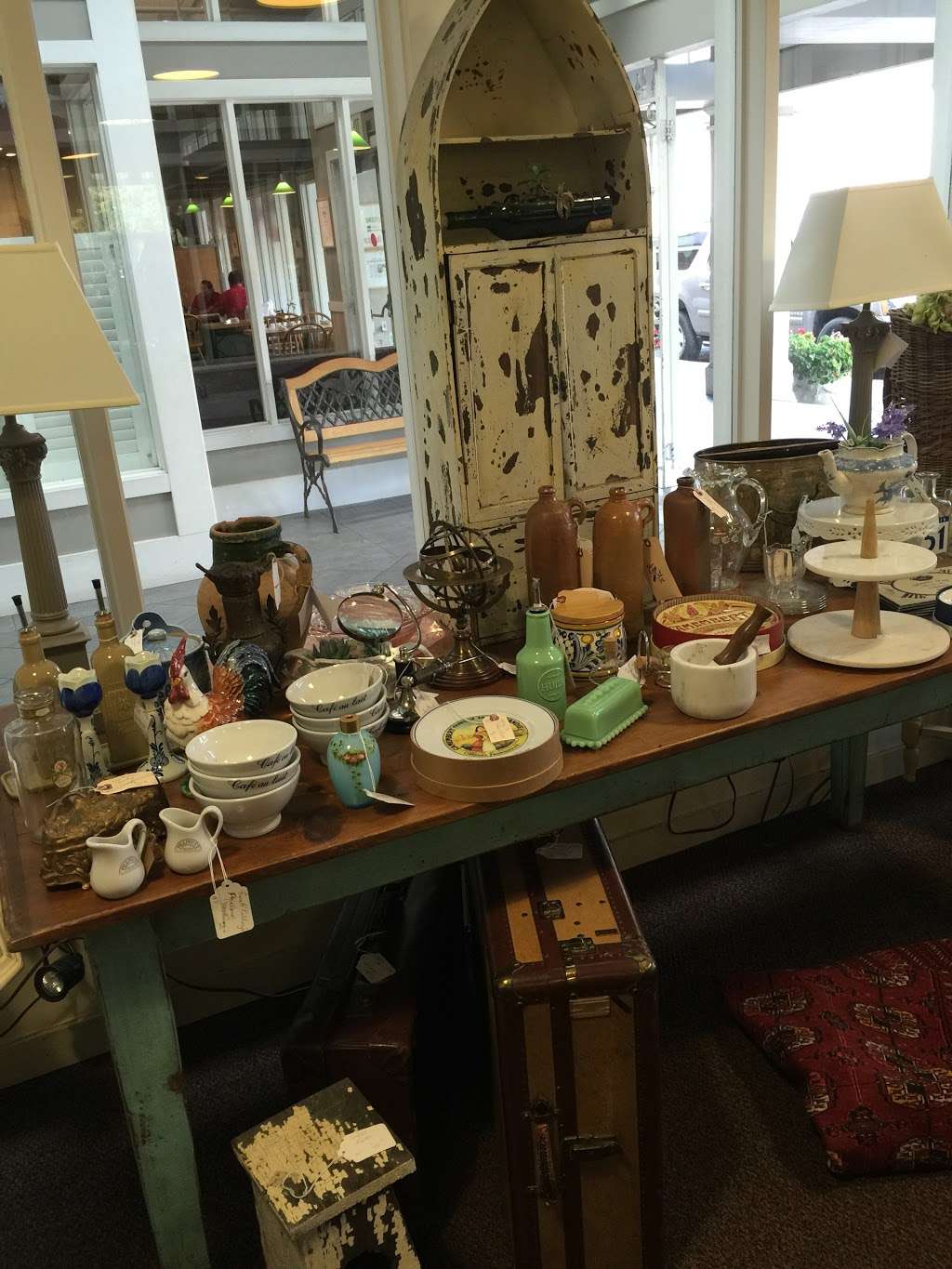 Bon Marche Thrift Store | 19405 Riverside Dr, Sonoma, CA 95476, USA | Phone: (707) 933-9613