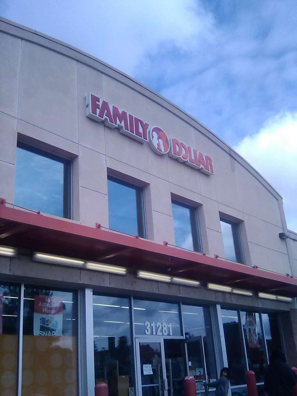 Family Dollar | 31281 Riverside Dr, Lake Elsinore, CA 92530, USA | Phone: (951) 674-7159