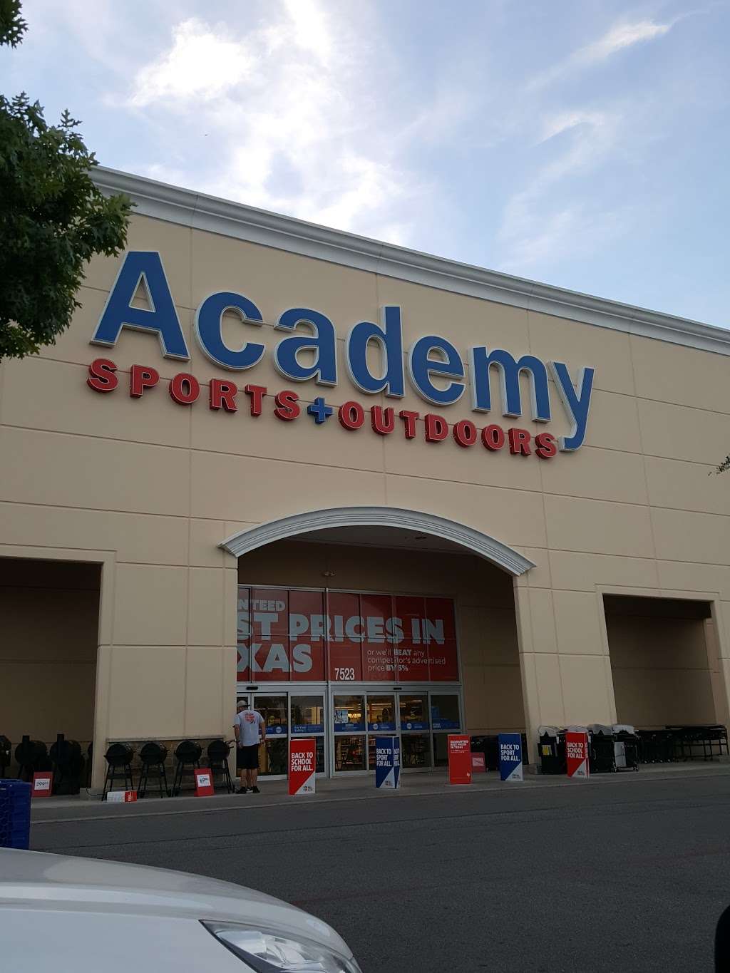 Academy Sports + Outdoors | 7523 Northwest Loop 410, San Antonio, TX 78245, USA | Phone: (210) 257-4850