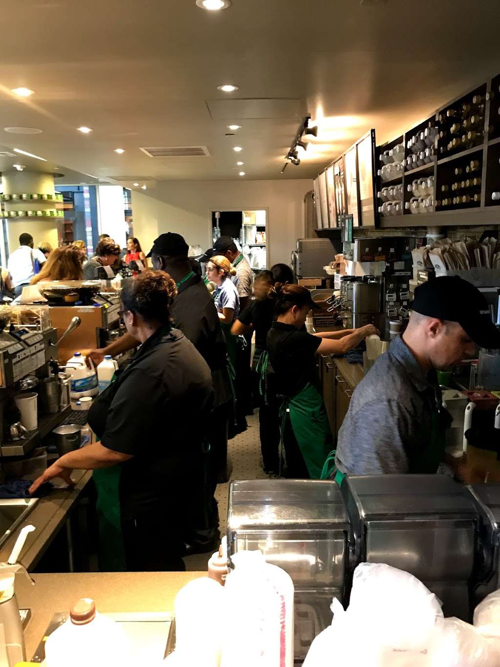 Starbucks | World Center Dr, Orlando, FL 32821, USA | Phone: (407) 238-8852