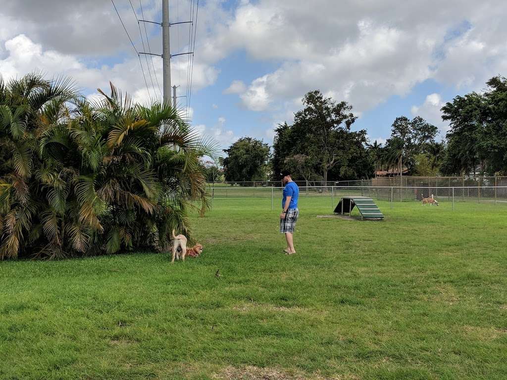 Pembroke Pines Craig Rupp K-9 Dog Park | 9751 Johnson St, Pembroke Pines, FL 33026, USA | Phone: (954) 392-2130