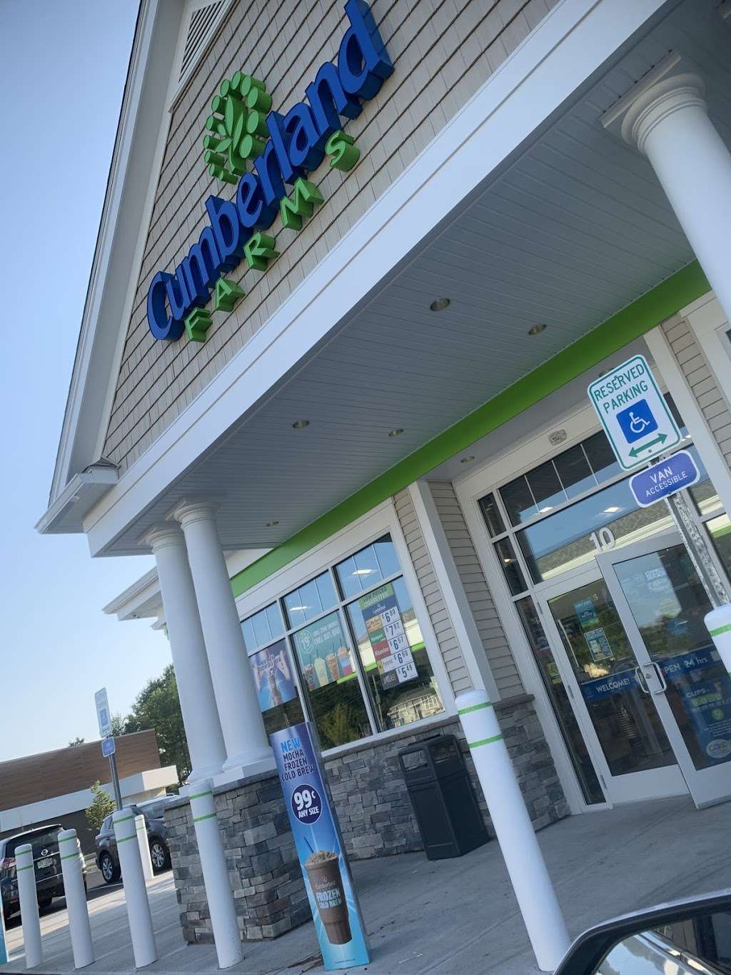 Cumberland Farms | 189 Central St, Hudson, NH 03051, USA | Phone: (603) 880-6557