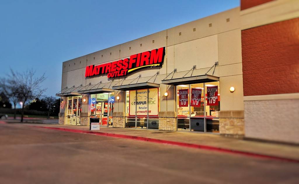 Mattress Firm Clearance | 1505 TX-114, Grapevine, TX 76051, USA | Phone: (817) 310-0808