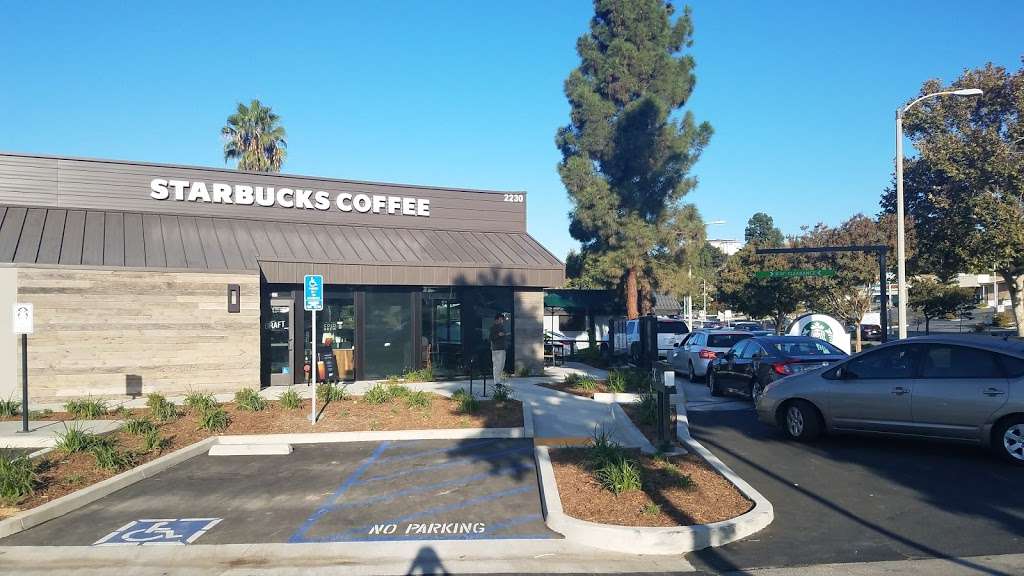 Starbucks | 2230 Foothill Blvd, La Cañada Flintridge, CA 91011, USA | Phone: (818) 236-3752