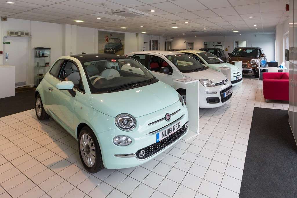 Glyn Hopkin Fiat & Abarth Buckhurst Hill | Brook Rd, Buckhurst Hill IG9 5TL, UK | Phone: 020 8504 1171