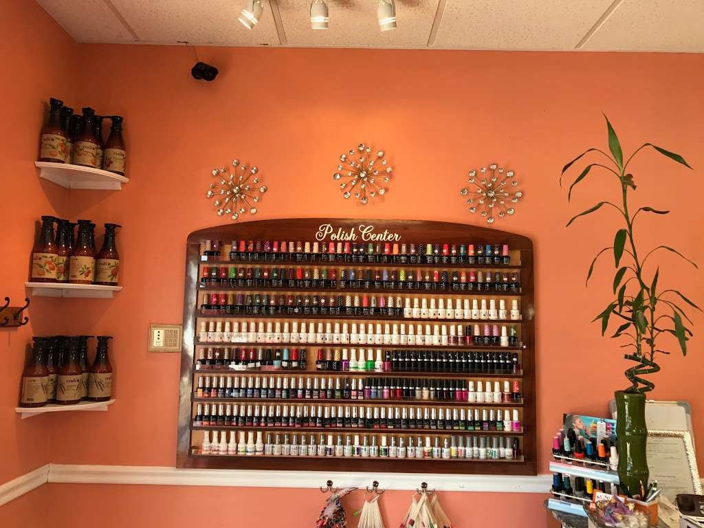 Annie Nails and Spa | 240 Lakeview Ave, Tyngsborough, MA 01879, USA | Phone: (978) 226-5724