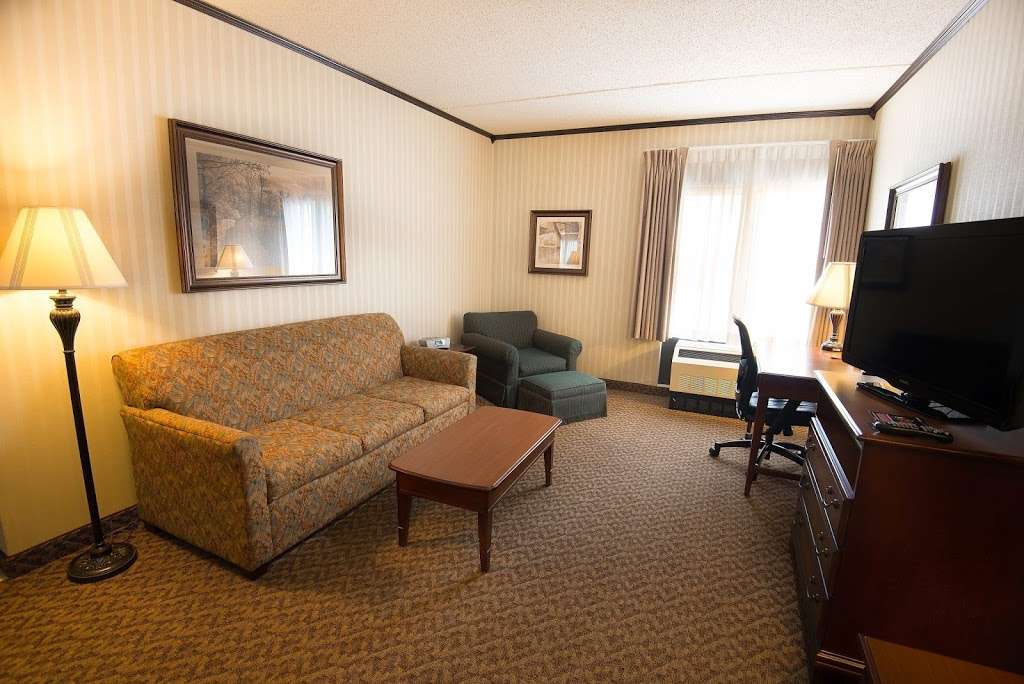 Hampton Inn Carlstadt-At The Meadowlands | 304 Paterson Plank Rd, Carlstadt, NJ 07072, USA | Phone: (201) 935-9000