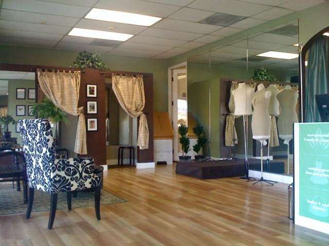 PLEATS Dry Cleaning & Fine Tailoring | 844 W San Marcos Blvd #106, San Marcos, CA 92078, USA | Phone: (760) 471-2165