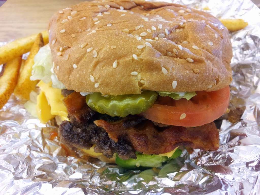 Five Guys | 40426 Winchester Rd, Temecula, CA 92591, USA | Phone: (951) 296-1955