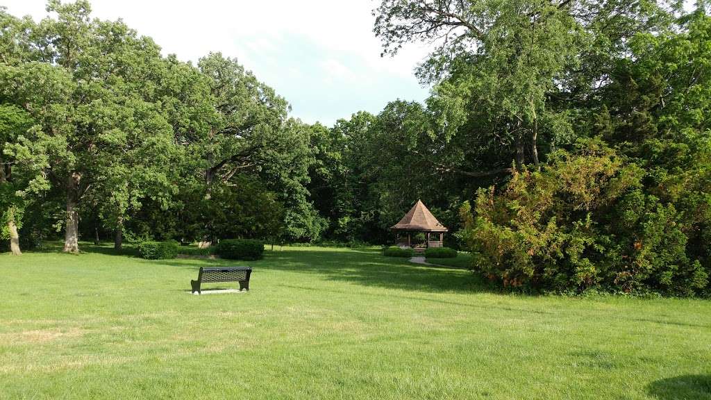 Sauerman Woods Park | 1000 E South St, Crown Point, IN 46307, USA | Phone: (219) 661-2271