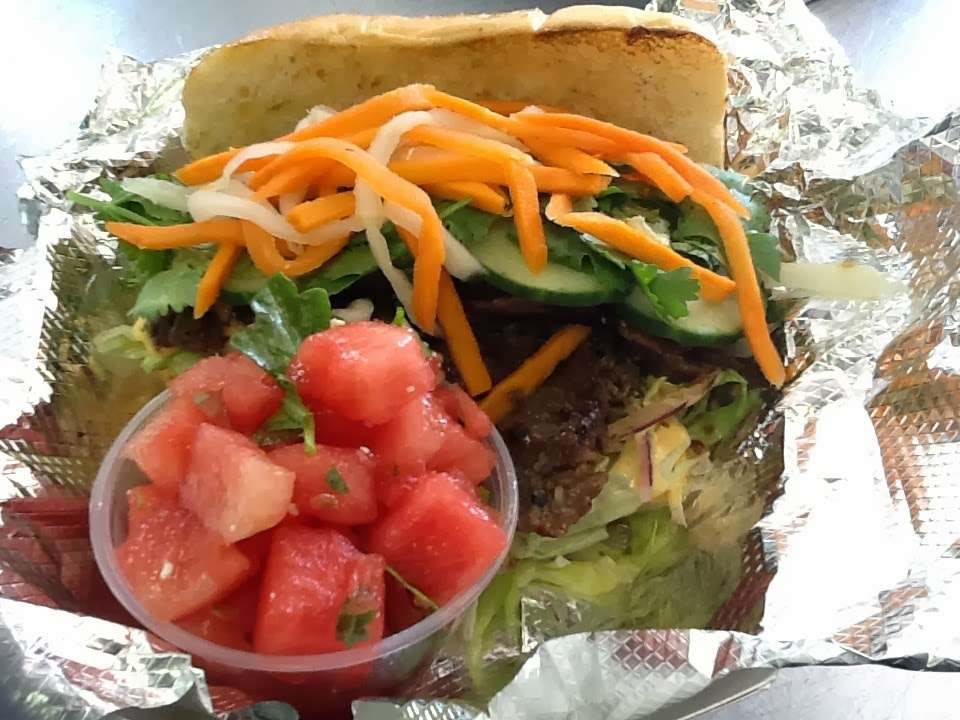 Roaming Fork "Bistro on Wheels" Best Charlotte Food Truck | 401 Hawthorne Ln, Charlotte, NC 28204, USA | Phone: (980) 349-9868