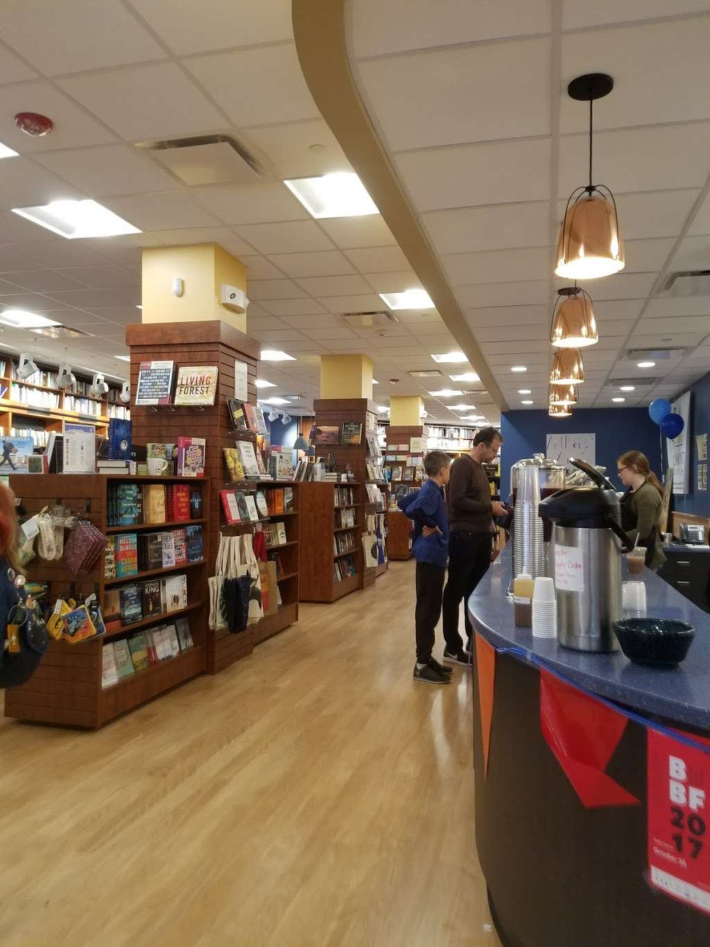 Belmont Books | 79 Leonard St, Belmont, MA 02478, USA | Phone: (617) 932-1496