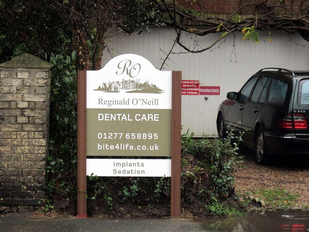Reginald ONeill Dental Care | 105 Chapel St, Billericay CM12 9LR, UK | Phone: 01277 658895