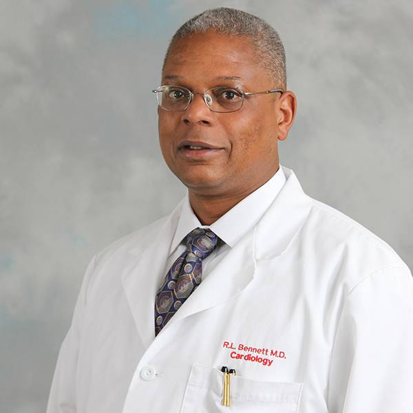 Robert L. Bennett Jr., MD | 1379 E Herndon Ave, Fresno, CA 93720, USA | Phone: (559) 450-2630