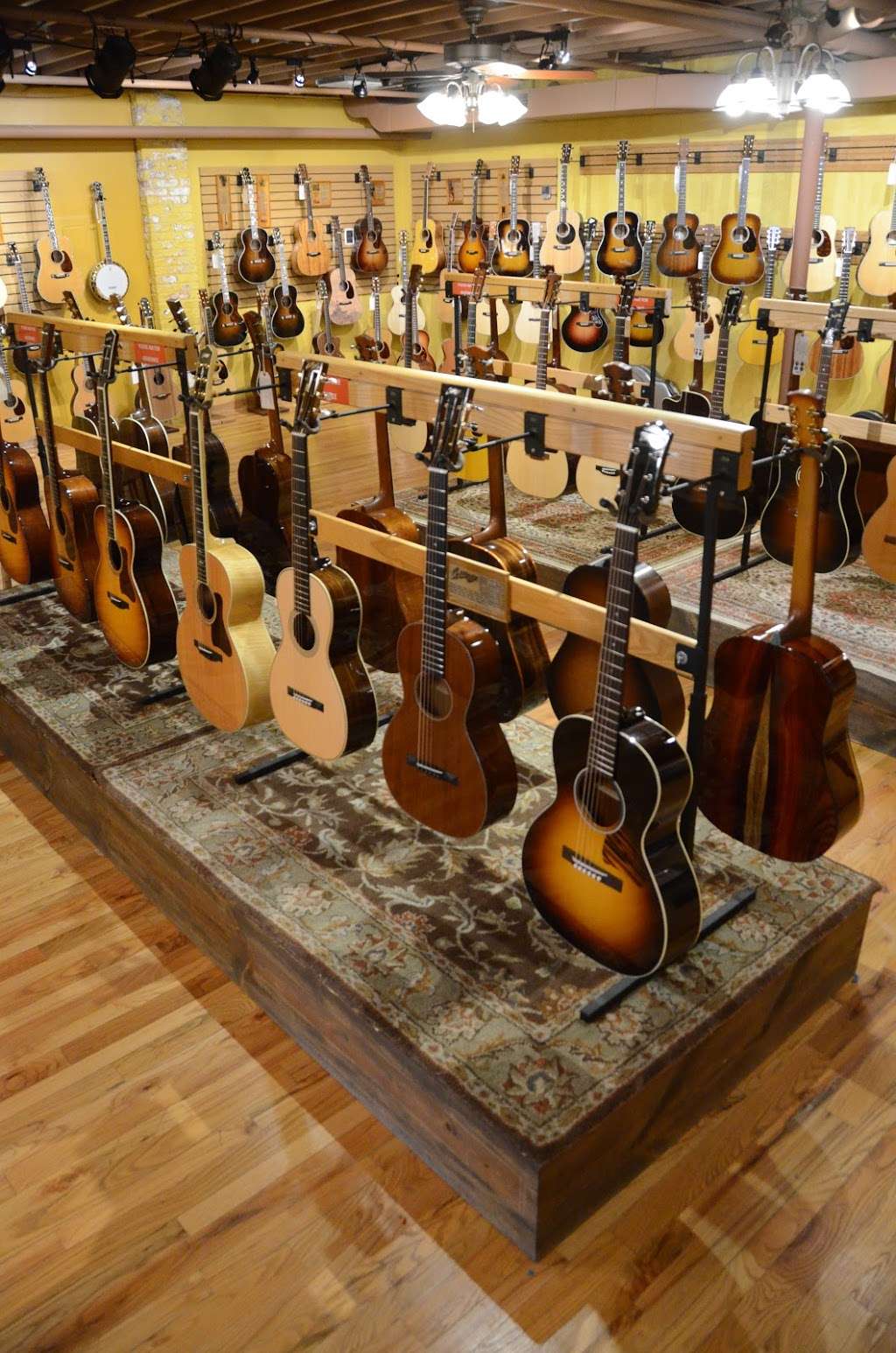 Down Home Guitars | 11 S White St, Frankfort, IL 60423, USA | Phone: (815) 469-6321