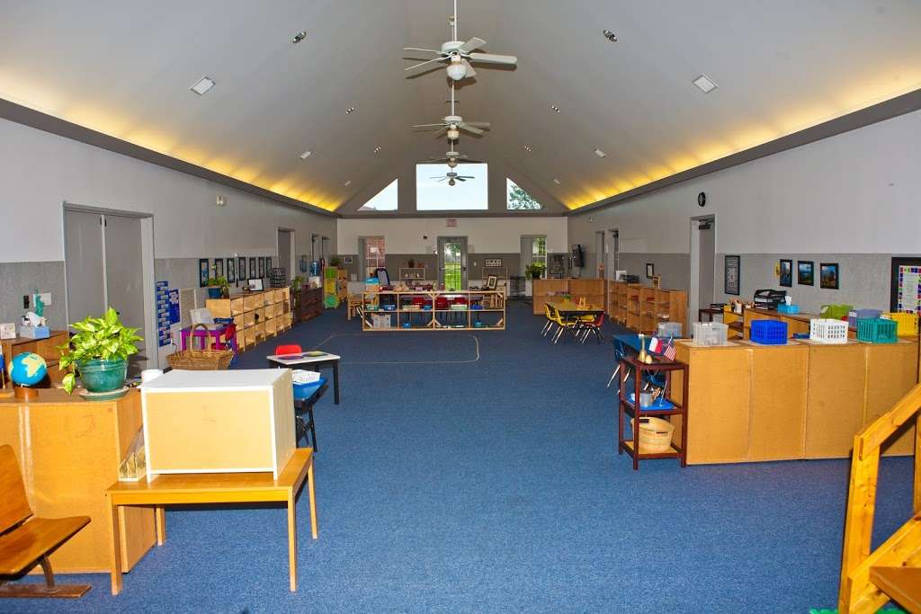 Taylor Lake Christian Montessori School | 1730 Old Kirby Rd, Seabrook, TX 77586, USA | Phone: (281) 474-2655