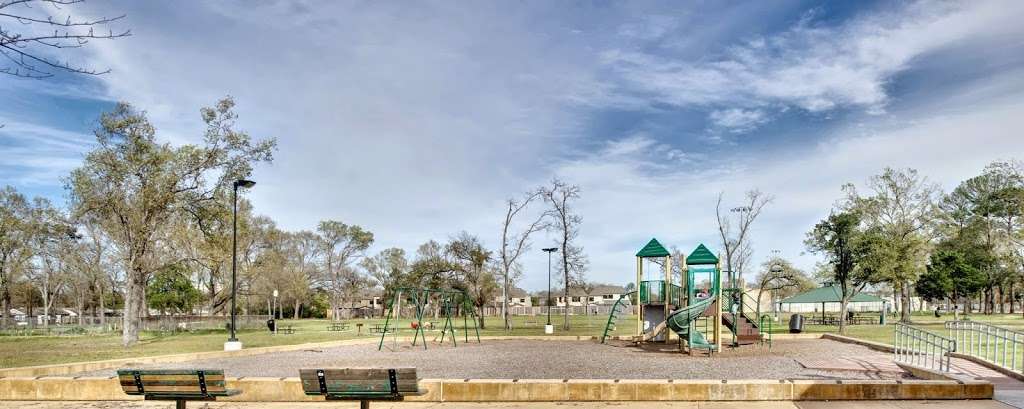 Park Shadows Retirement Community | 7200 Shadyvilla Ln, Houston, TX 77055, USA | Phone: (713) 681-0669